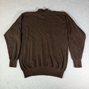 Neiman Marcus Men’s Brown Turtle Neck Sweater shirt